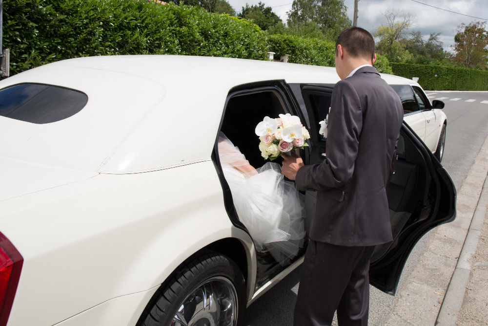 Wedding-Limousine-Services